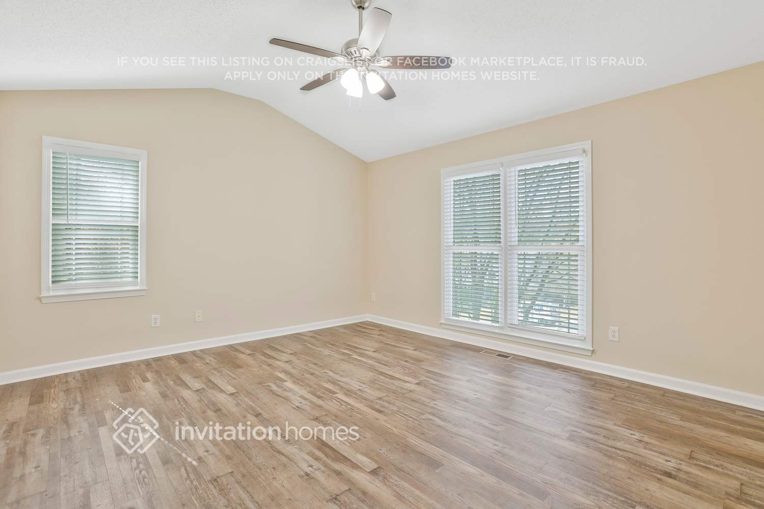 Building Photo - 251 Warrenton Dr