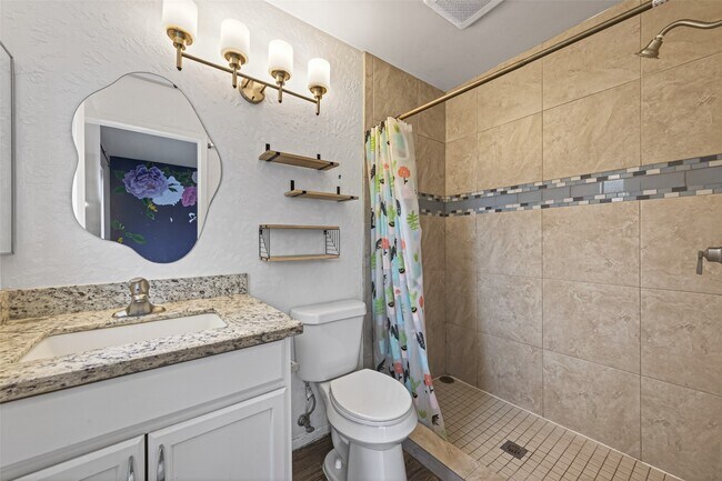 Building Photo - 5311 Summit Lodge Dr