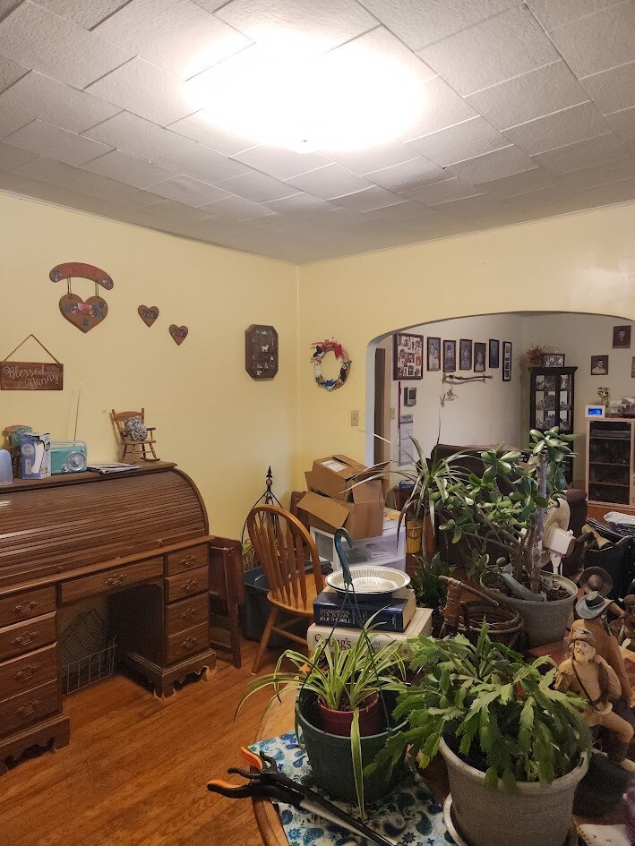 Building Photo - 223 High St