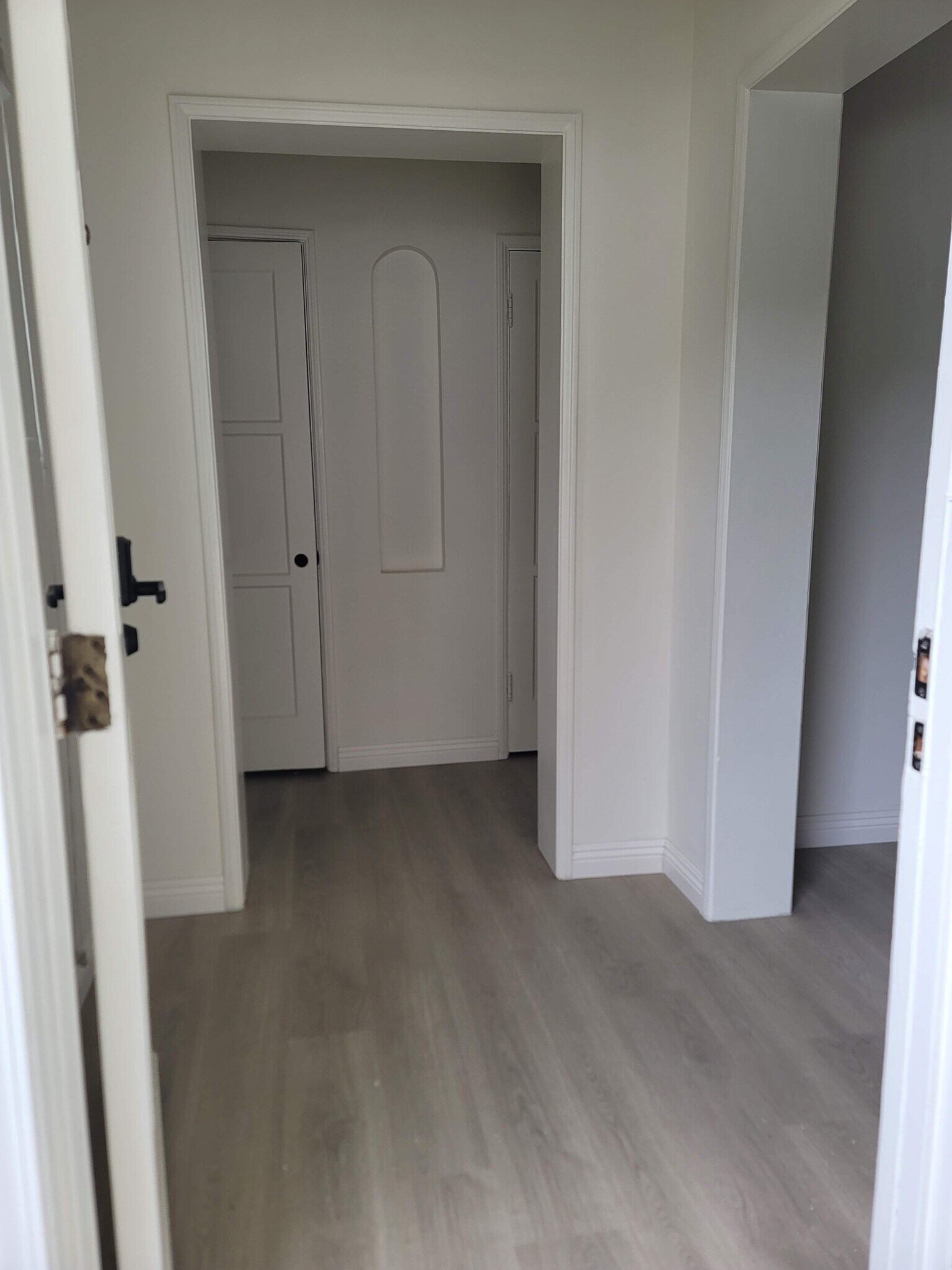 Building Photo - 2321 Veteran Ave