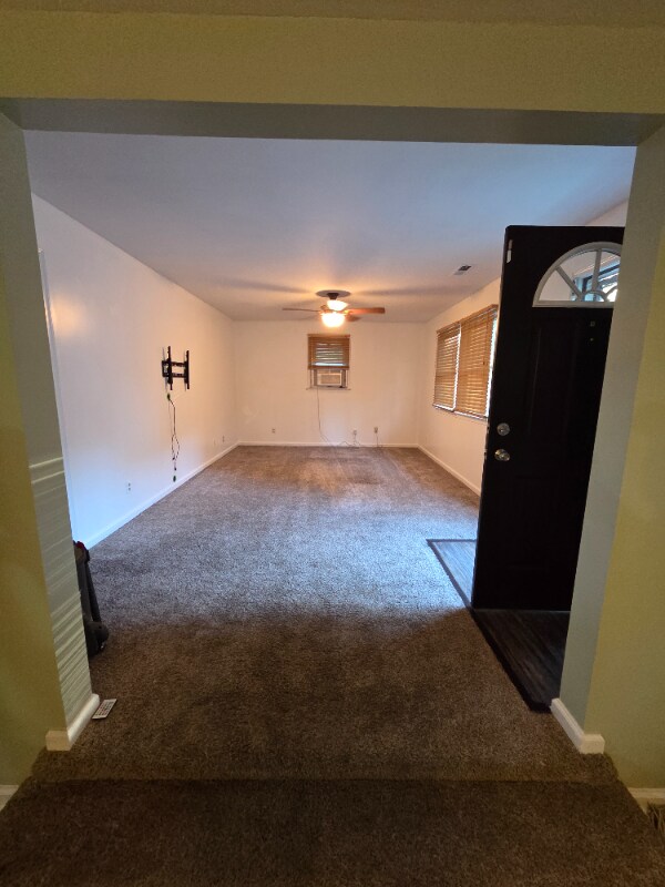 Building Photo - 163 Lanning Ave