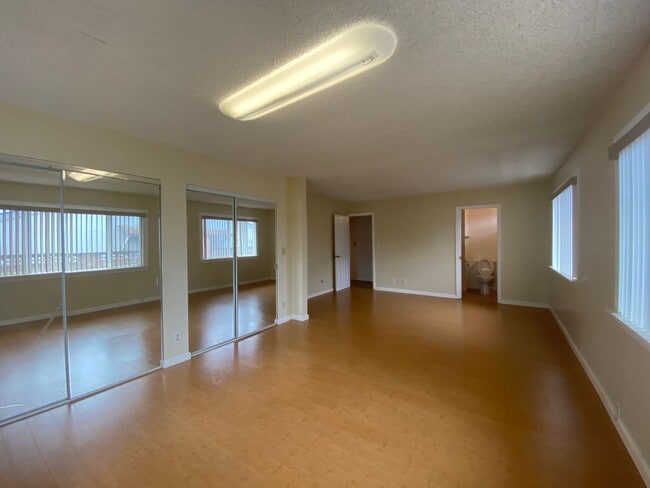 Building Photo - For Rent - 94-498 Hokuili St.