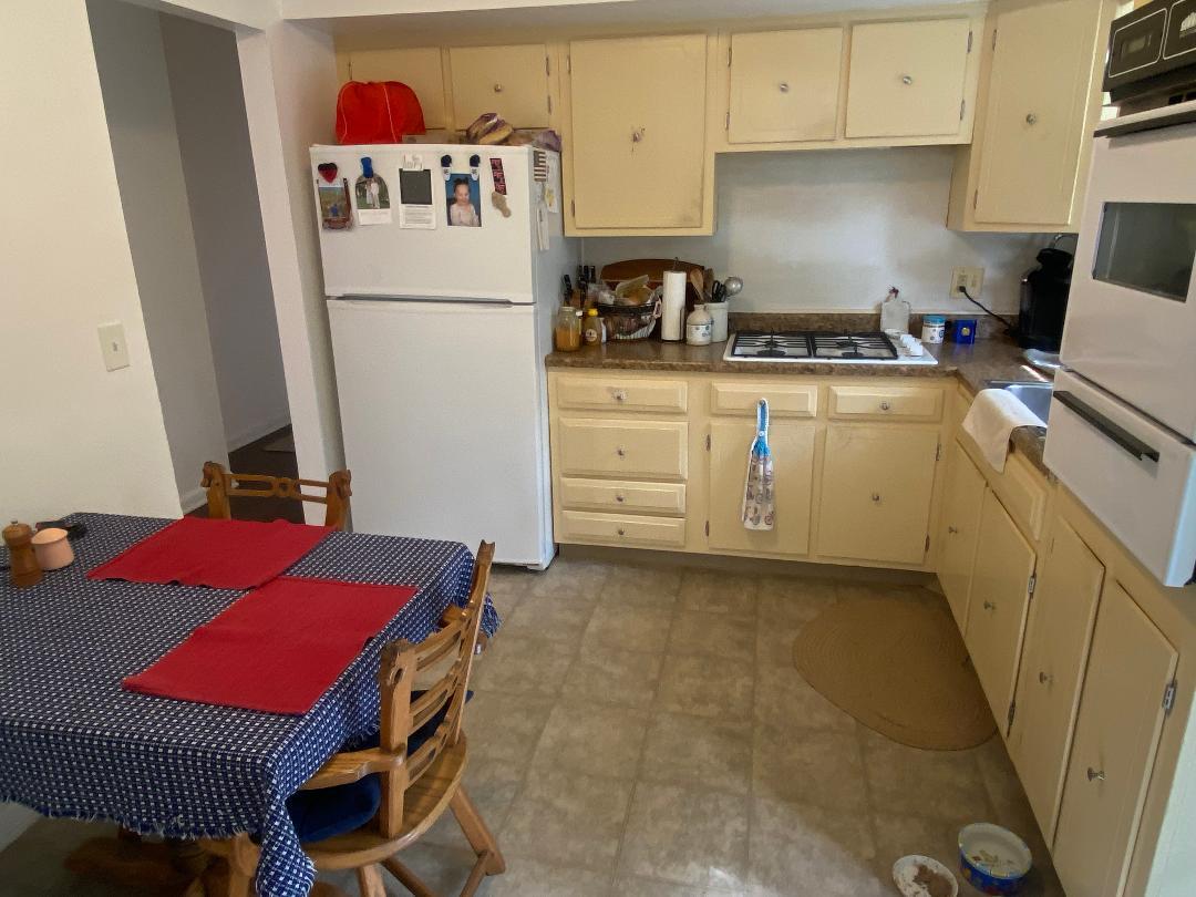 Eat in Kitchen - 6 Borman Dr