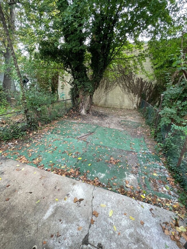 Building Photo - Beautiful 4 Bedroom, 1.5 Bath in Chester