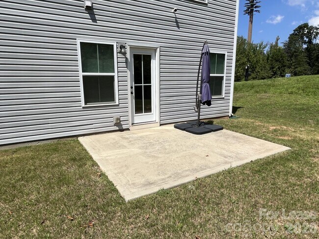 Building Photo - 4320 Bowline Dr