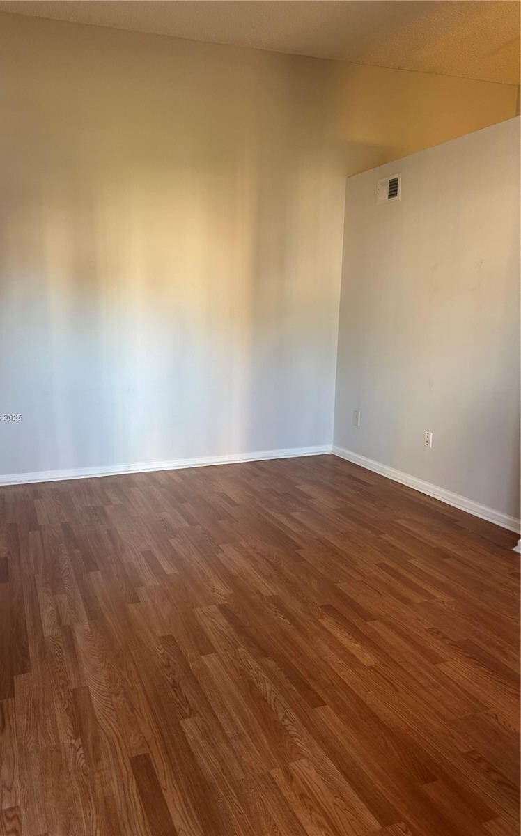 Building Photo - 1355 Crystal Way