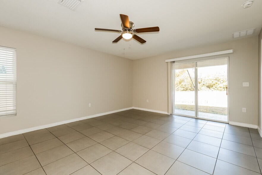 Building Photo - 11437 Stone Pine St