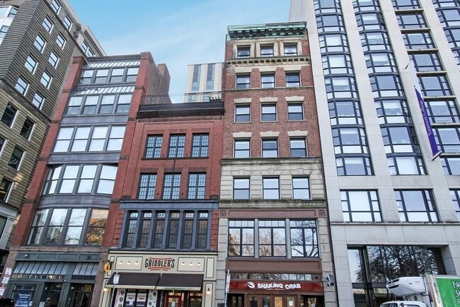 Building Photo - 140 Boylston St