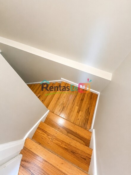Building Photo - 509 S 19th St