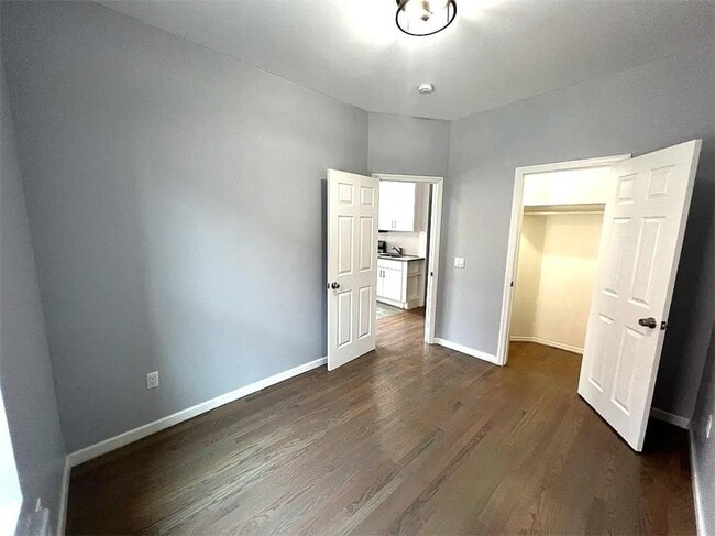 Building Photo - 378 50th St