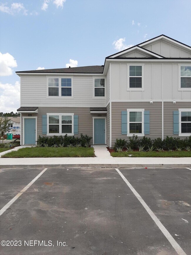 Building Photo - 4038 Oak Mill Rd