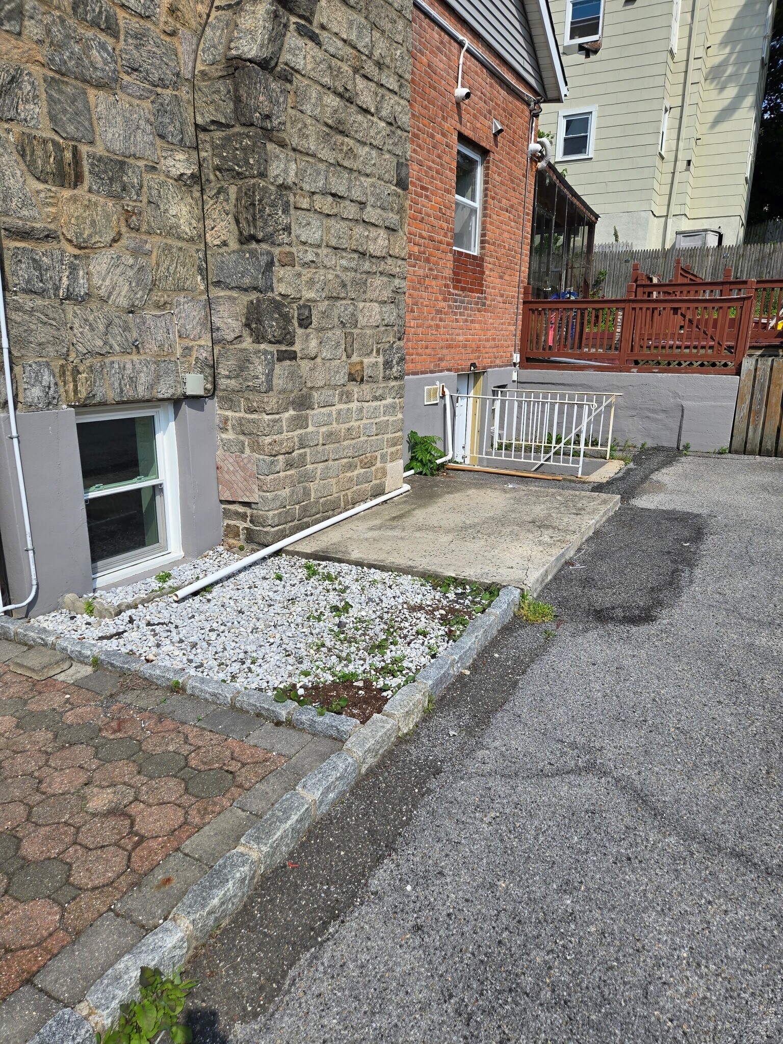Building Photo - 30 Fero St