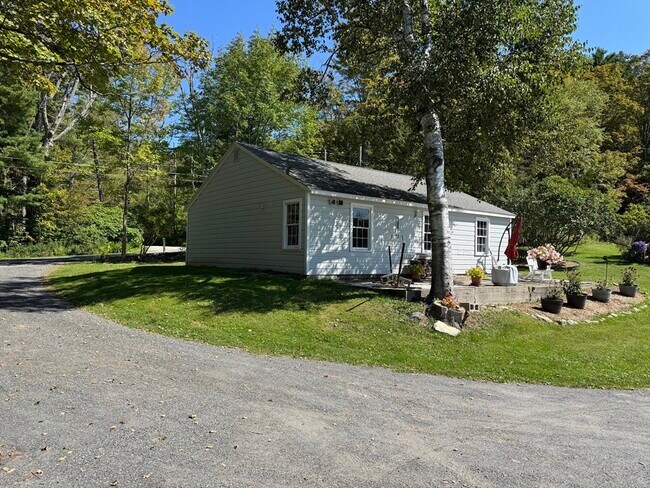 Building Photo - 1292 Lenox Rd