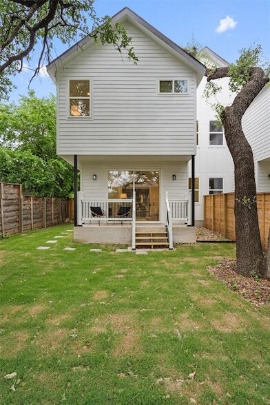 Building Photo - 1208 W Oltorf St