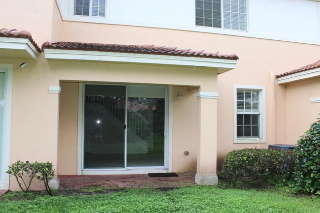 Building Photo - 7417 Brielle Dr