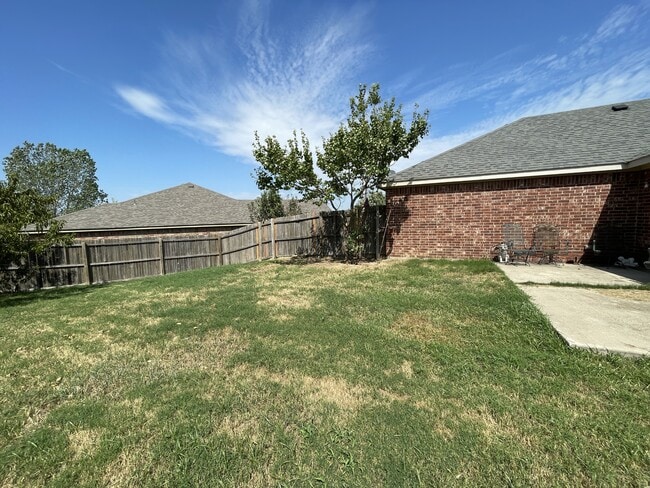 Building Photo - 4811 Mill Creek Dr