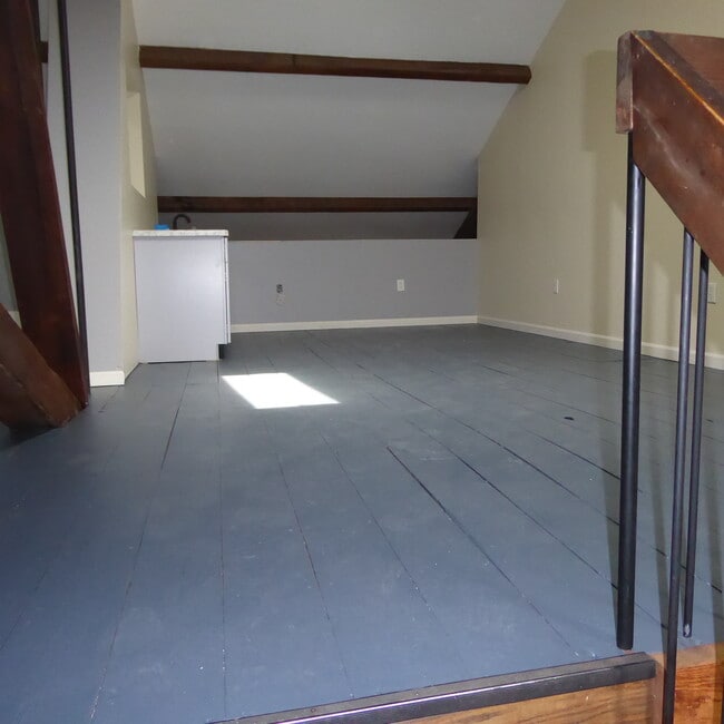 Building Photo - 44 Broadway