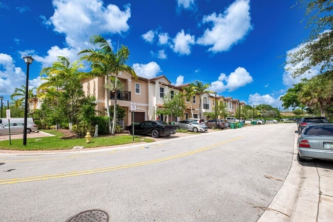 Building Photo - 7651 NW 88th Terrace