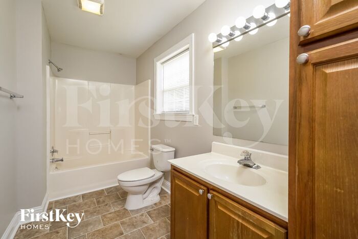 Building Photo - 4100 Salem Landing Dr