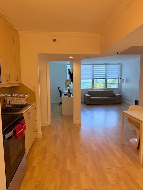 Building Photo - 100 Lincoln Rd