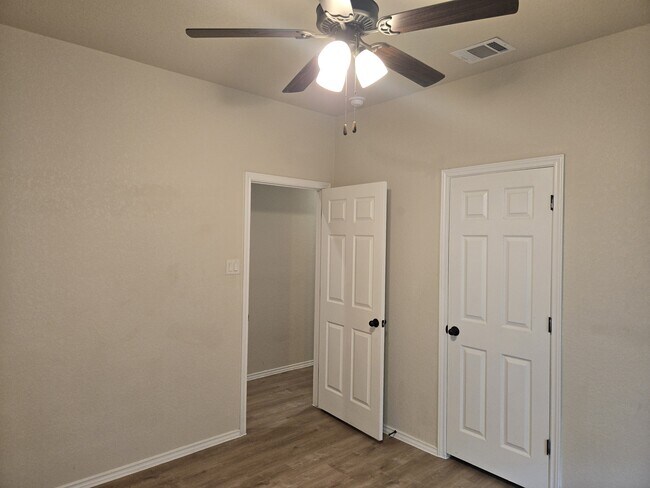 Building Photo - 217 Kaspar Way