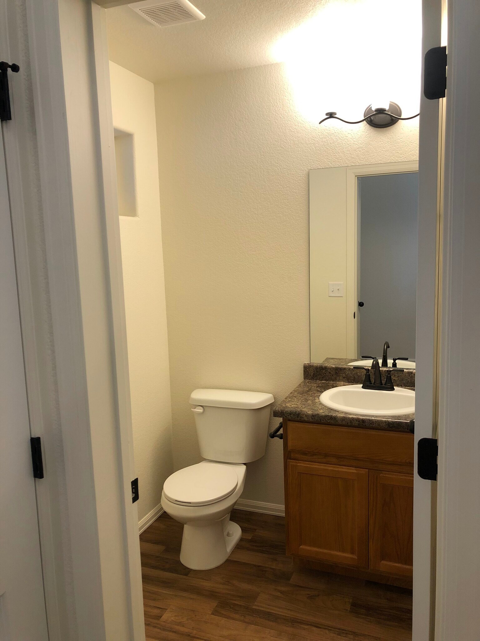 Building Photo - 622 Rosedale St