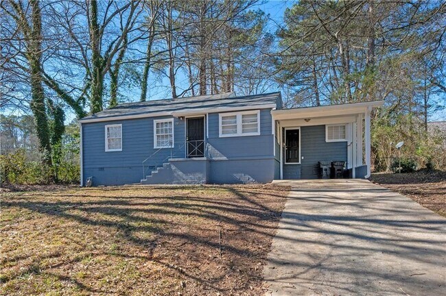 Primary Photo - 2207 Castlewood St