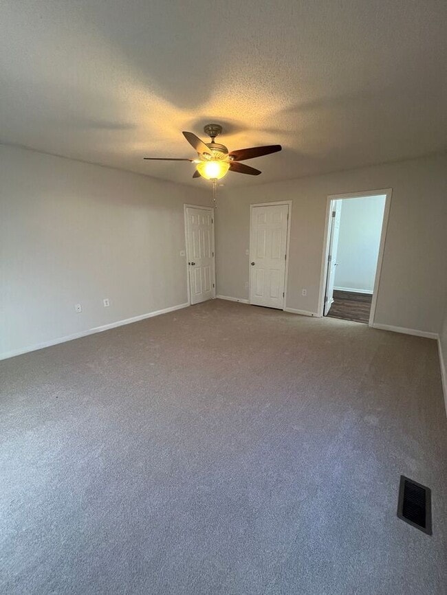 Building Photo - Ready now! Enjoy a private serene setting in the heart of the city!