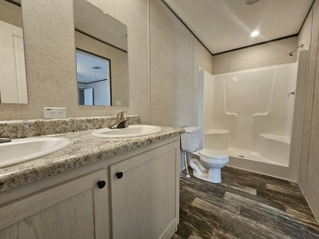 Building Photo - 464 Suwanee Dr