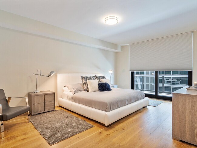 Building Photo - 9455 Collins Ave