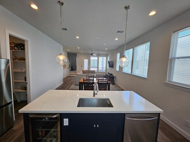 Kitchen - 2720 Grand Fountains Dr