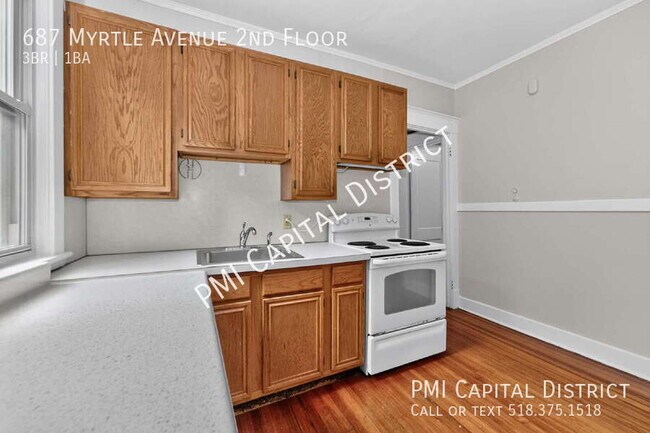 Building Photo - 687 Myrtle Ave