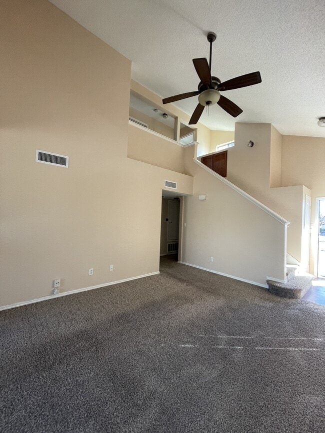 Building Photo - 3425 Scarlet Point Dr