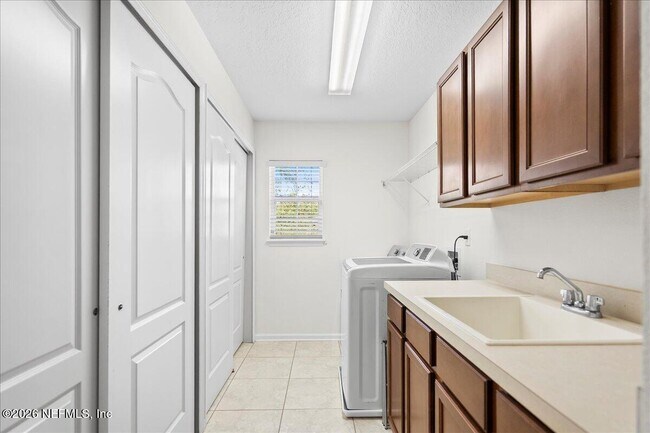 Building Photo - 12174 Wynnfield Lakes Cir