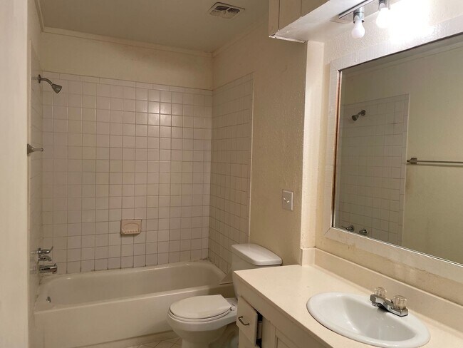 Building Photo - Upstairs unit at Willow Creek available now!