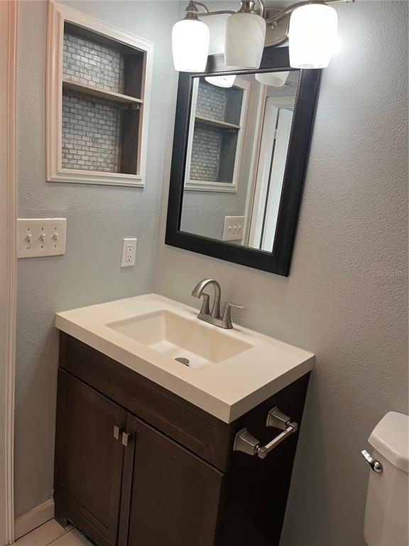 Building Photo - 3300 Fox Chase Cir