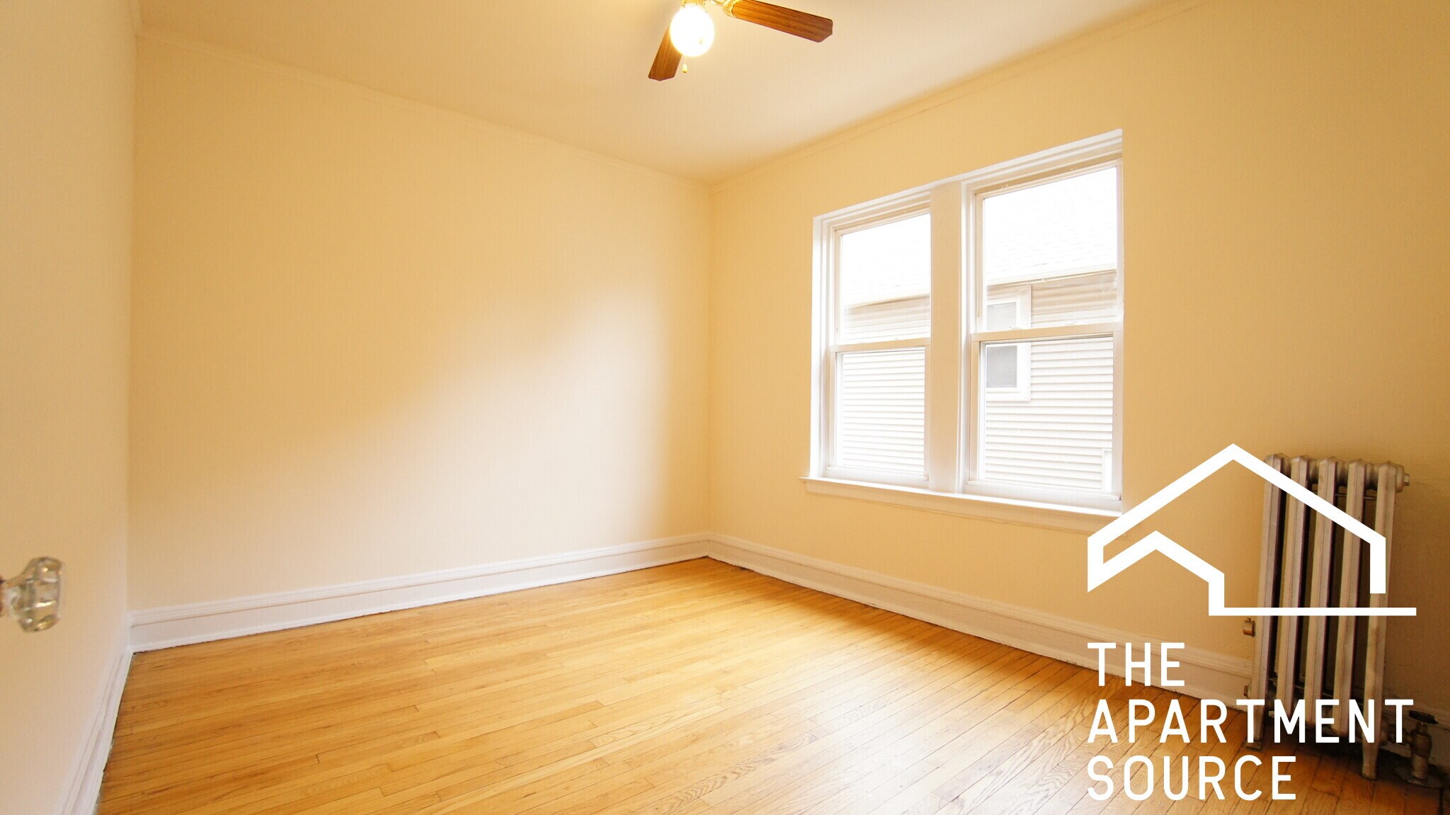 Building Photo - 2948 N Albany Ave