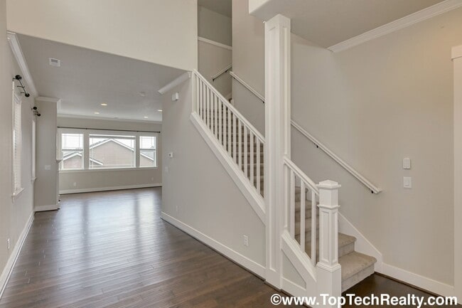 Building Photo - Lovely Beaverton Home 3BR, 2.5 BTH Great Location & A+Schools!