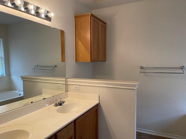 Building Photo - 6011 Bel Fay Ln