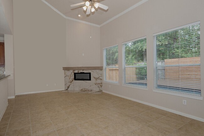 Building Photo - 47 N Spinning Wheel Cir