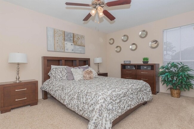 Building Photo - 21717 Inverness Forest Blvd