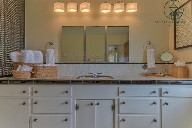 Building Photo - 2 Bedroom Carmel Home with Views of Point Lobos