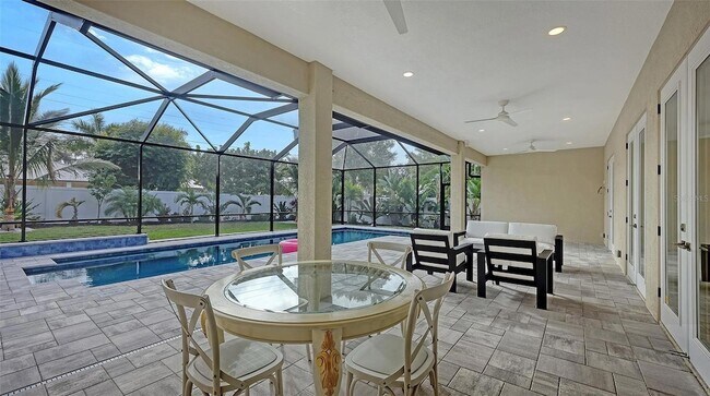 Building Photo - 1111 Mallorca Dr