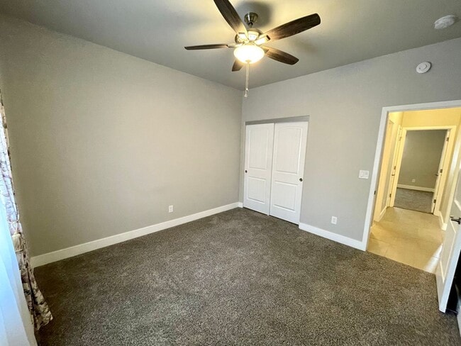 Building Photo - Beautiful 3 Bedroom Home in Gated Community!