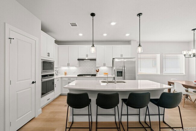 Building Photo - 2623 Suncadia Ln