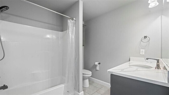 Building Photo - 502 NW 62nd Ave