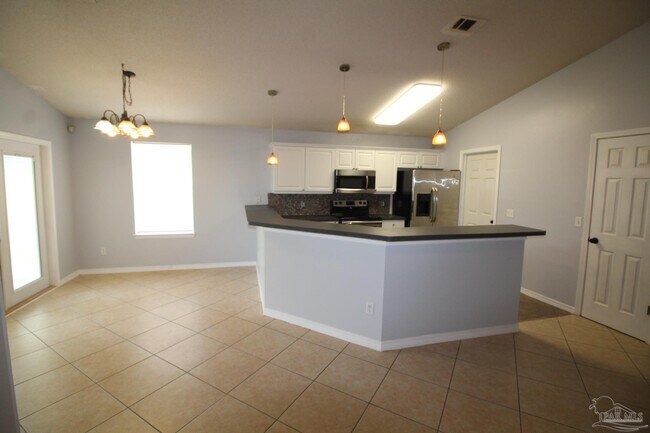 Building Photo - 354 Mizzen Ln