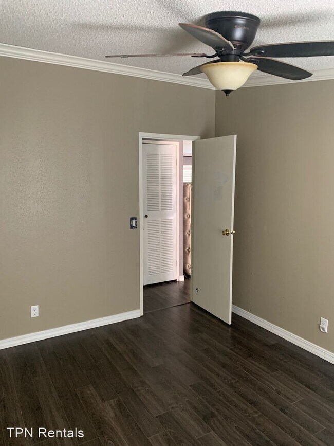 Building Photo - 3 br, 2 bath House - 1304 Hollow Oaks Ln