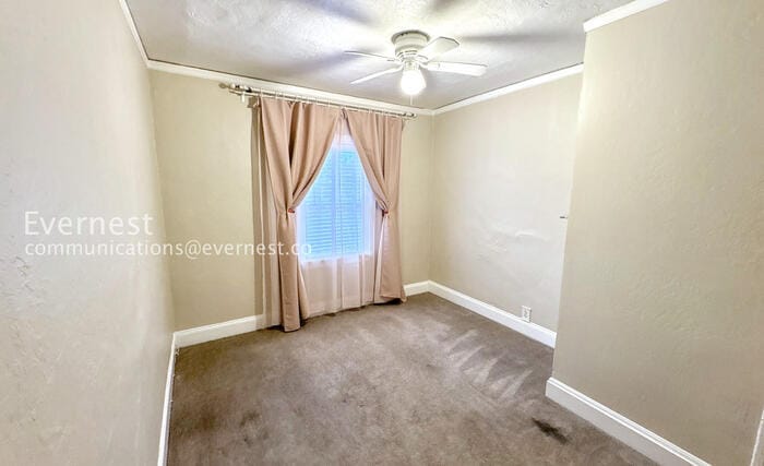 Building Photo - 605 E Santa Inez Ave