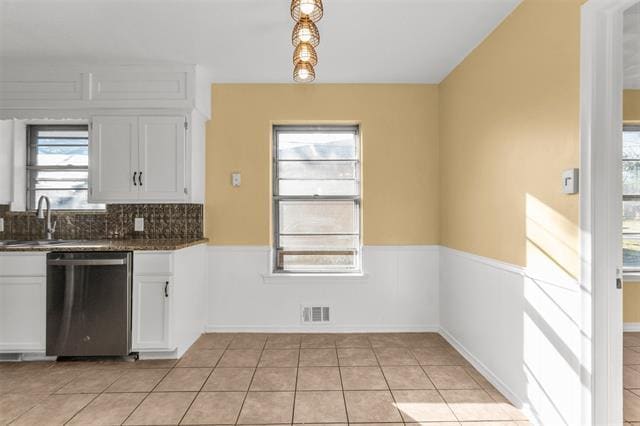 Building Photo - 2608 Meandering Way